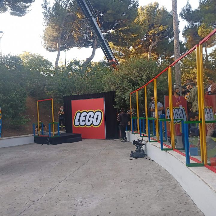 lego intervencion accion publicitaria froch cc 06